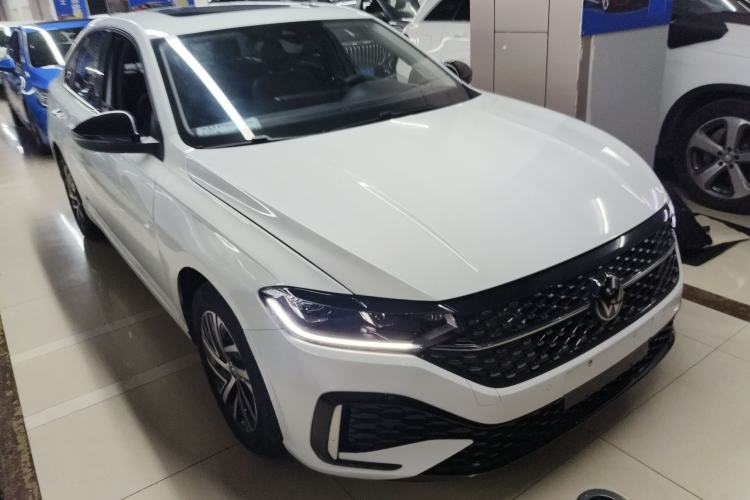 Used Volkswagen Lavida 2024 300TSI DSG Starry Sky Leading Edition Front Right 45 Deg