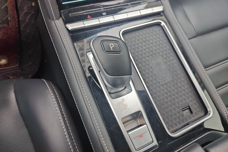 Used Venucia Star 2021 260T Automatic 48V Mild Hybrid Turbocharged Star Achieve Edition