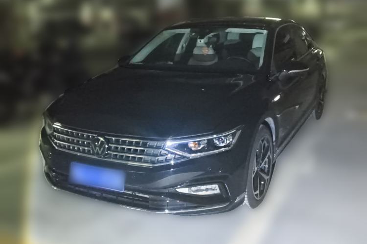 Used Volkswagen Magotan 2024 2 Million Units Zhongxiang Version 330TSI DSG Luxury Edition