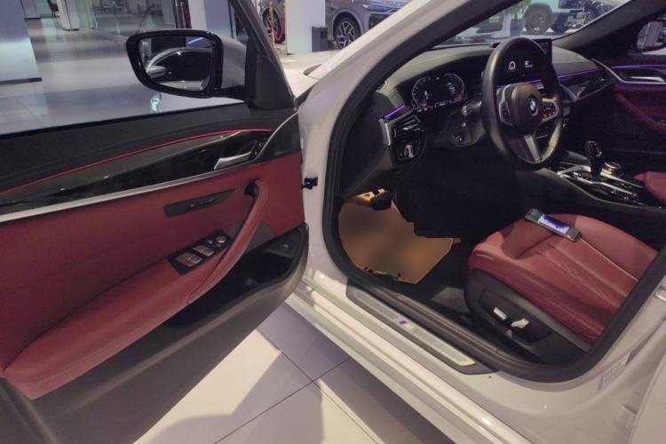 Used BMW 5 Series 2021 Facelifted 525Li M Sport Package
