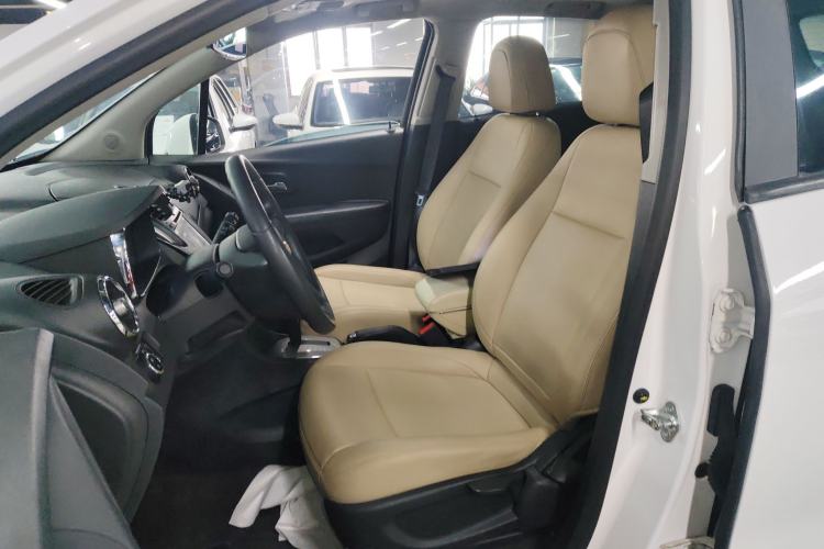 Used Chevrolet Trax 2016 1.4T Automatic Two-Wheel Drive Comfort Version with Sunroof Left Front Seat