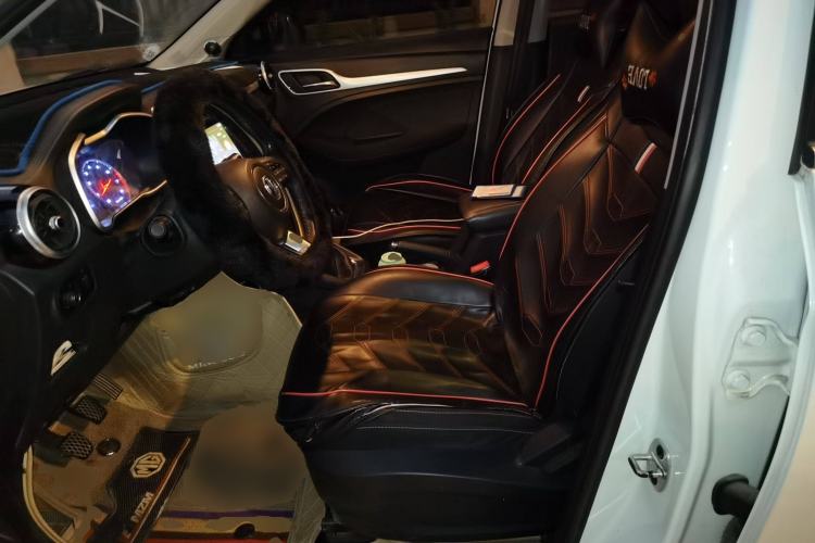 Used MG ZS 2020 Global Bestseller with 1.5L Engine Manual Transmission and a Massive 65-Inch Panoramic Sunroof Version Left Front Seat