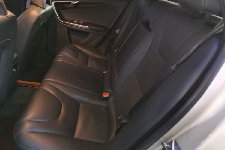 Used Volvo V60 2017 T5 Zhiyi Edition China V Standard