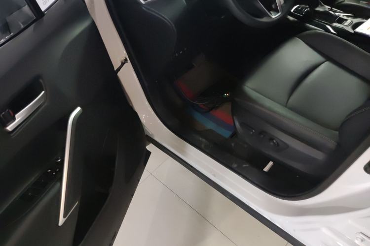 Used Toyota Corolla Cross 2022 2.0L Deluxe Edition
