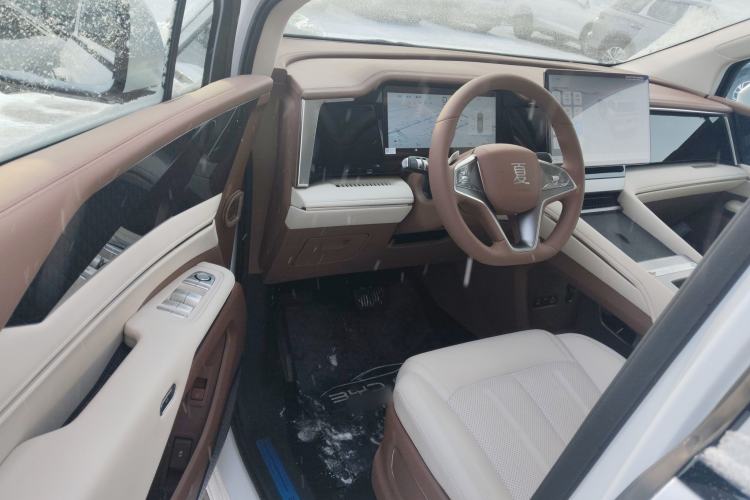 Used BYD Xia 2025 DM-i 1.5T 100km Leading Model Interior 3