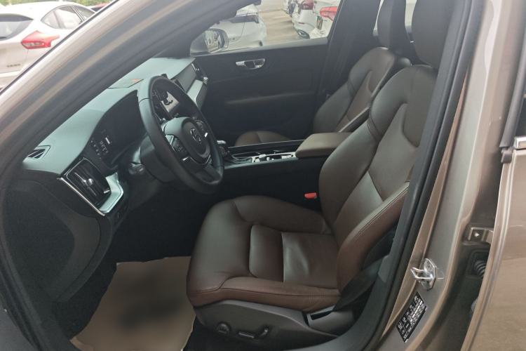 Used Volvo S60 2021 T4 Zhiyi Luxury Edition