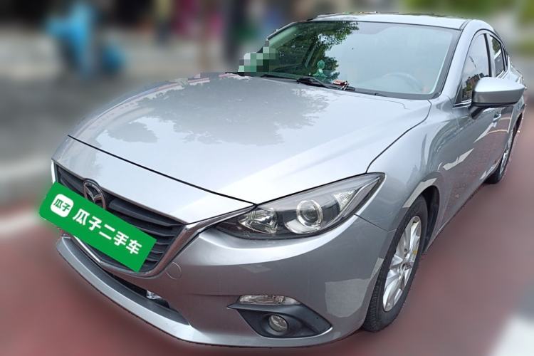 Used Mazda 3 Axela 2016 Sedan 1.5L Automatic Luxury Model