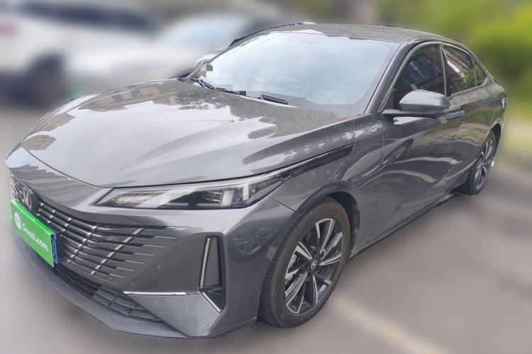 CHANGAN Eado 2024 1.5T GDI Automatic Prestige Edition d’occasion
