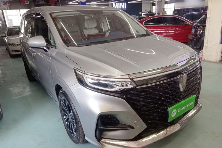 Used Roewe iMAX8 2022 400TGI Celebration Edition Front Right 45 Deg