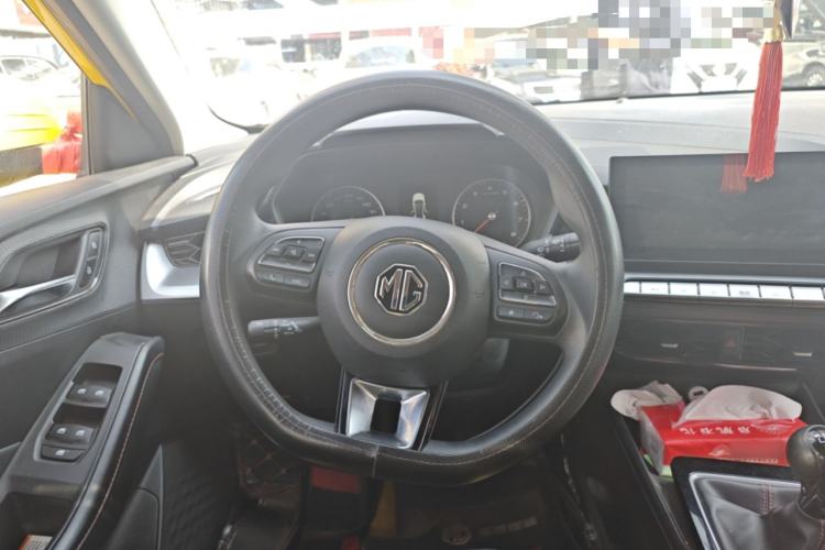 Used MG 5 2021 180 DVVT Manual Youth Luxury Edition
