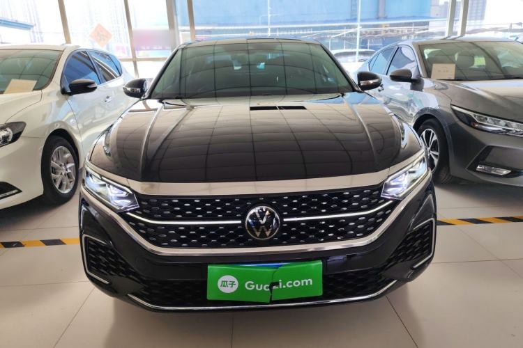 Used Volkswagen Passat 2022 330TSI Starry Luxury Edition
