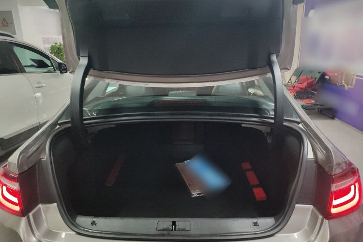 Used Citroen C6 2017 Revised Version 380THP Luxury Edition Trunk