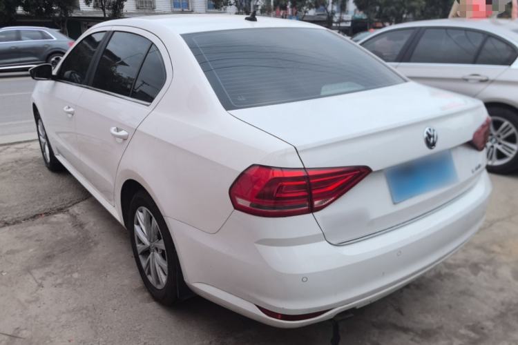 Used Volkswagen Lavida 2017 1.6L Manual Comfort Edition
