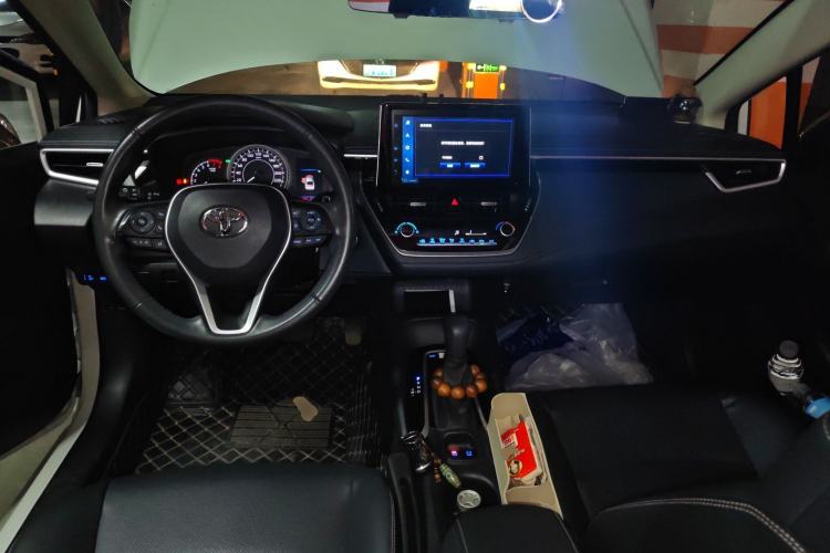 Used Toyota Corolla 2021 1.2T S-CVT Luxury Edition Center Console