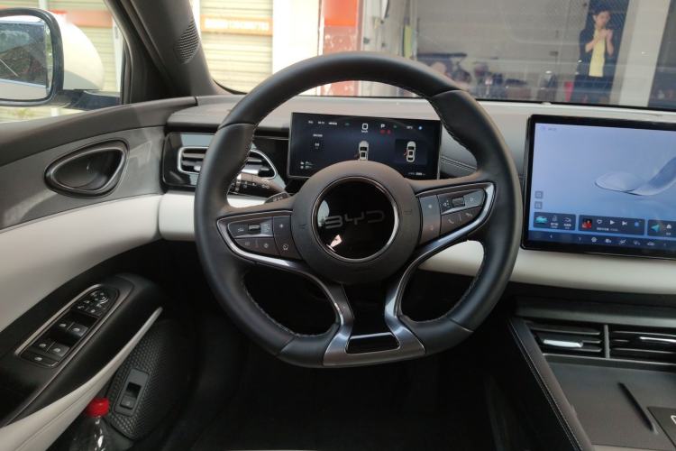 Used BYD Seal 06 New Energy 2025 DM-i Smart Drive 80KM Prestige Model
