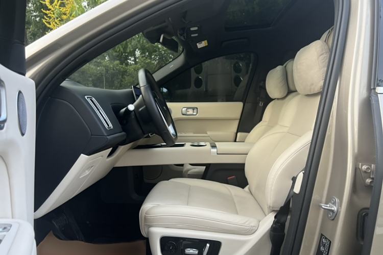 Used Li Auto L9 2022 Max model