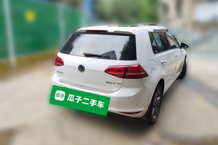 Used Volkswagen Golf 2015 1.4TSI Manual Comfort Model Rear Right 45 Deg