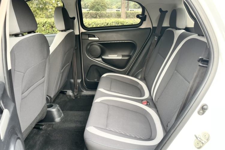 Used ORA Black Cat 2022 Updated Version 301 km Cute Pet Edition Lithium Iron Phosphate
