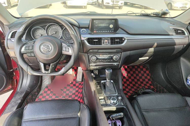 Used Mazda Atenza 2017 2.0L Blue Sky Luxury Edition Center Console