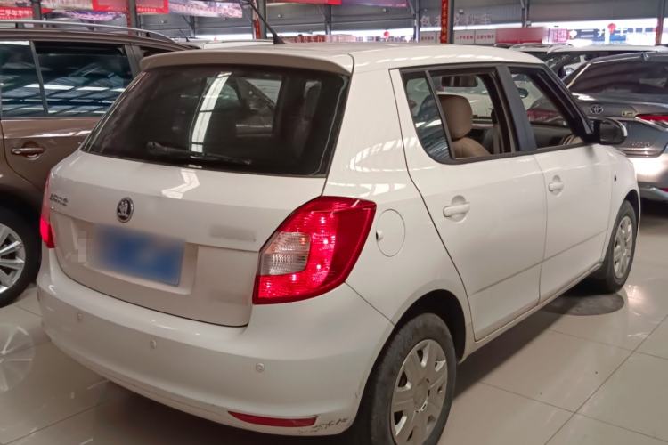 Used Skoda Fabia 2014 1.4L Manual Crystal Edition
