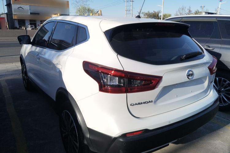 Used Nissan Qashqai 2021 2.0L CVT Luxury Edition Rear Left 45 Deg