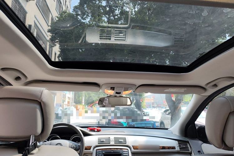 Used Mercedes-Benz R-Class 2011 R 350 L 4MATIC
