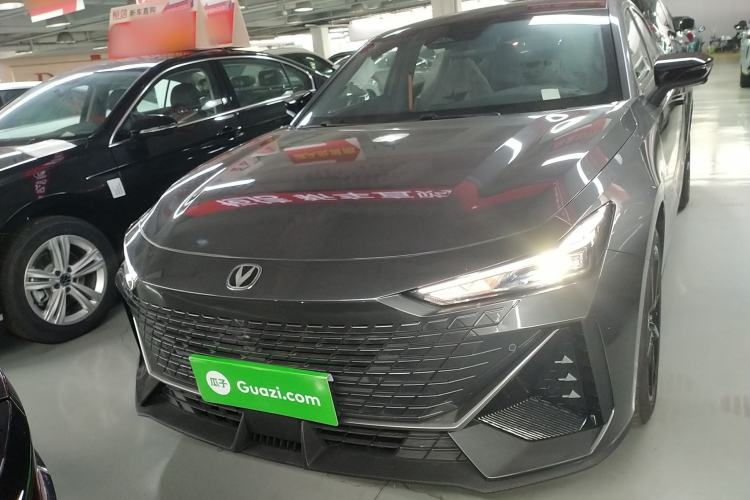 Used CHANGAN UNI-V 2024 1.5T High-Energy Version
