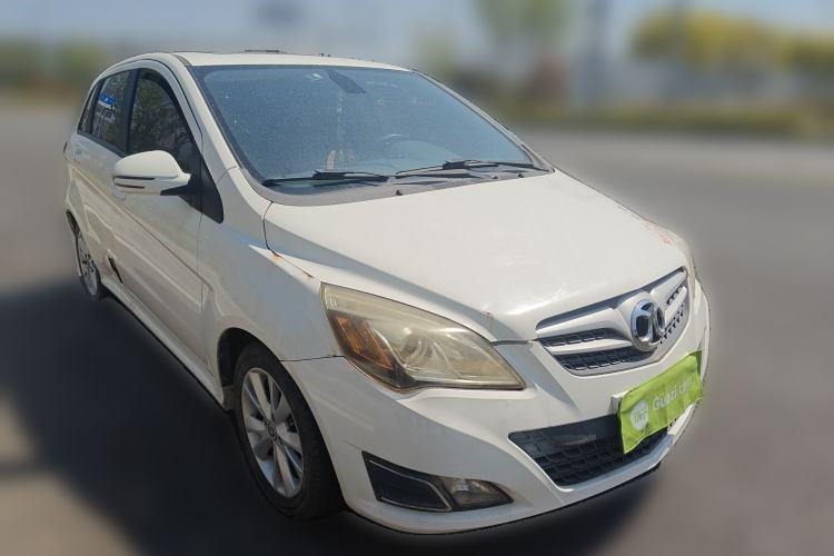 Used BAIC E Series 2012 Hatchback 1.5L Manual Leshang Version Front Right 45 Deg
