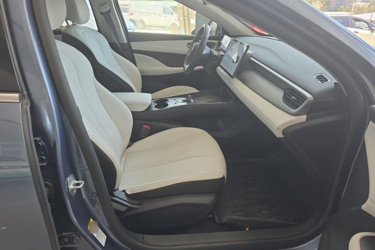 Used BYD Seal 05 DM-i 2025 DM-i Intelligent Drive 120KM Flagship Model Right Front Seat