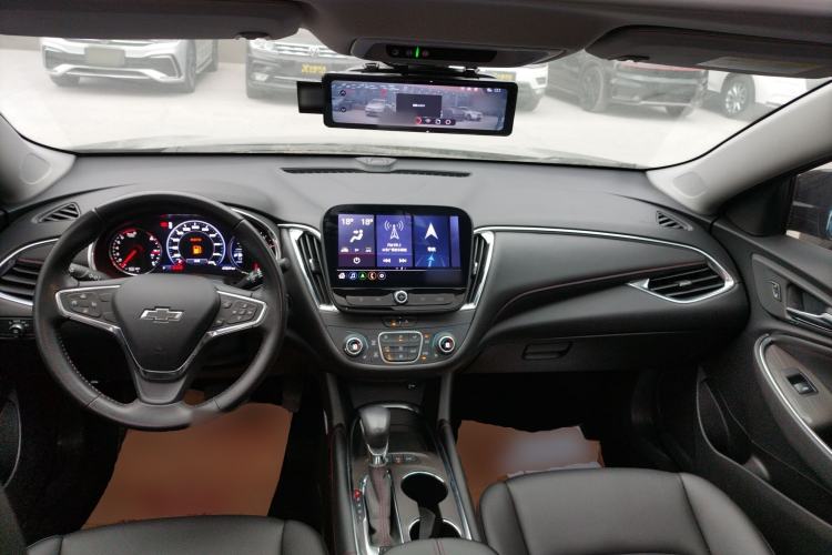 Used Chevrolet Malibu XL 2022 Redline 550T Automatic RuiLian Edition Center Console