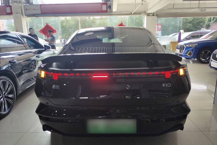 Used Lynk & Co Z10 2025 71 kWh 602 km Range Rear-Wheel Drive Pro