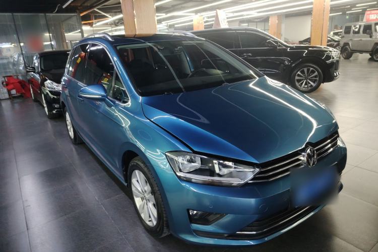 Used Volkswagen Golf Sportsvan 2018 230TSI Automatic Trend Edition Exterior 1