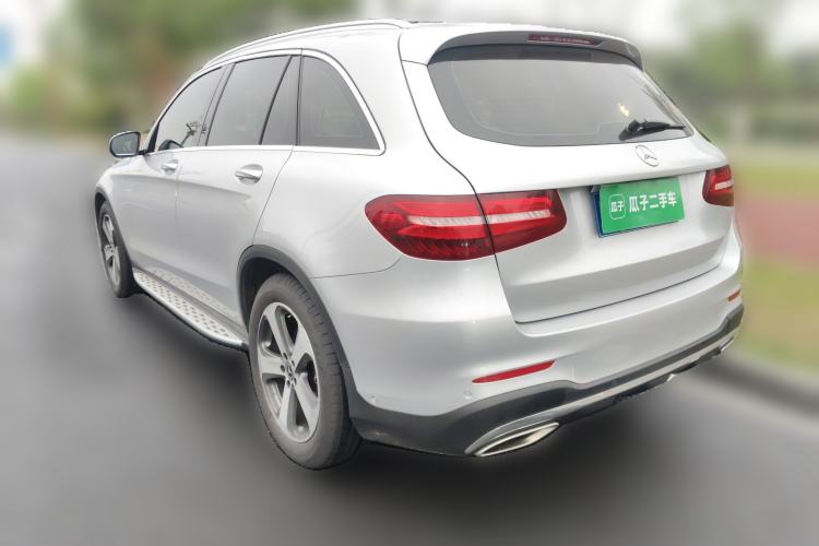 Used Mercedes-Benz GLC 2016 GLC 300 4MATIC Dynamic Model Rear Left 45 Deg