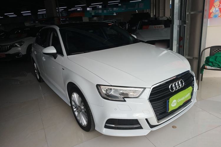 Used Audi A3 2018 30th Anniversary Edition Sportback 35 TFSI Fashion Model
