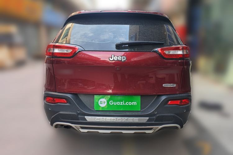 Used Jeep Cherokee 2016 2.0L Superior Edition