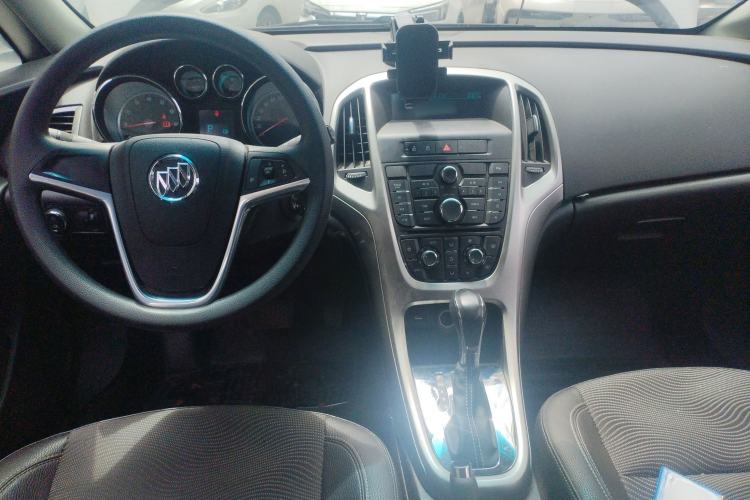 Used Buick GT 2014 XT 1.6L Automatic Fashion Edition
