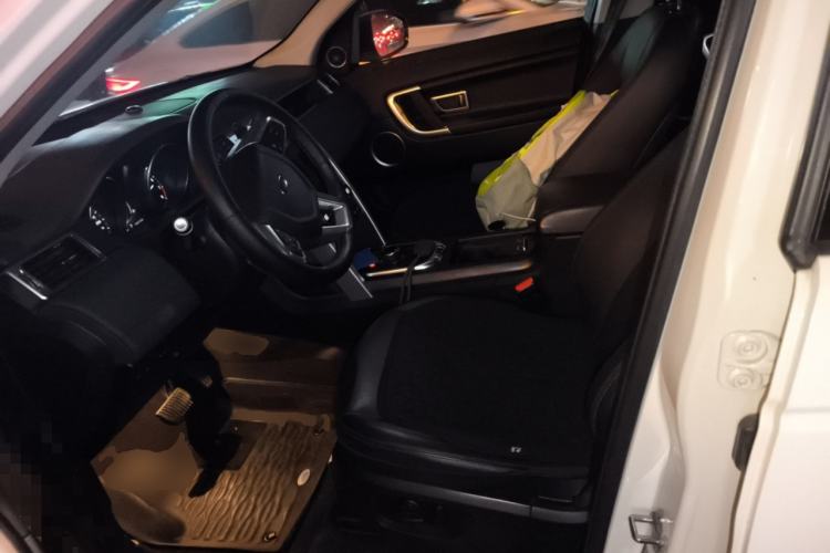 Used Land Rover Discovery Sport 2019 240 PS SE Version China VI Standard