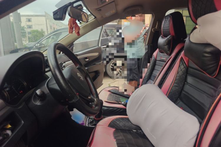 Used Suzuki Alivio 2015 1.6L Manual Comfort Model Left Front Seat