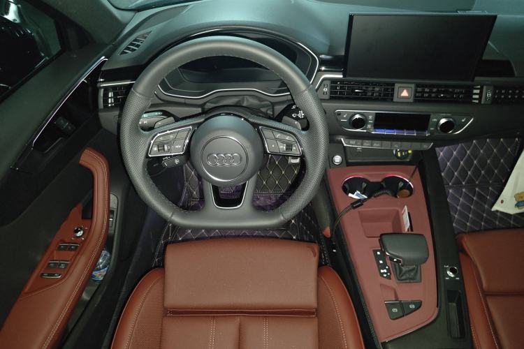 Used Audi A4L 2024 40 TFSI Luxury Dynamic Edition Steering Wheel