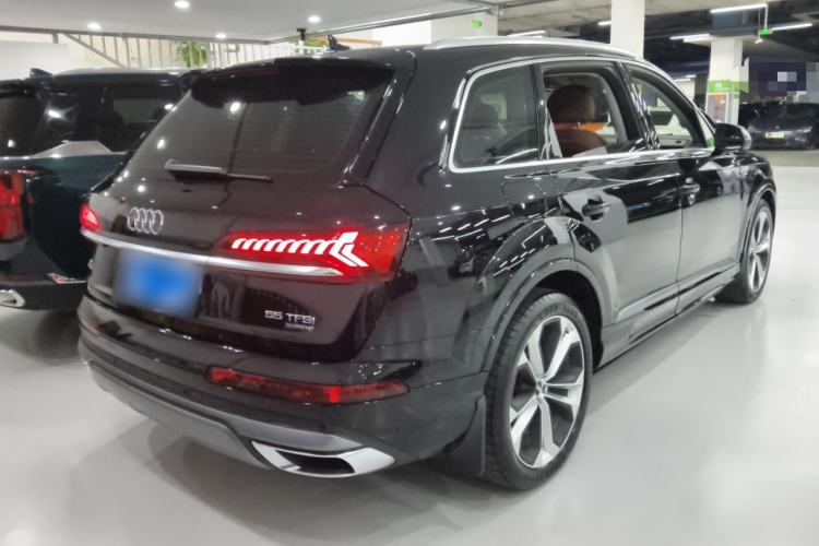 Used Audi Q7 2020 55 TFSI quattro S line sports model