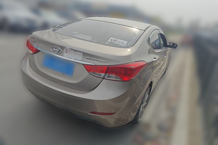 Used Hyundai Elantra (5th Generation / Langdong) 2015 1.6L Automatic Leading Model Rear Right 45 Deg