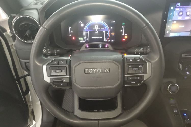 Used Toyota Prado 2024 2.4T All-Terrain TX Version 5 Seats Steering Wheel