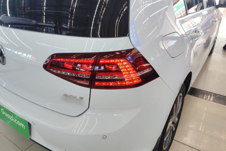 Used Volkswagen Golf 2017 230TSI Automatic Luxury Million-Vehicle Commemorative Edition
