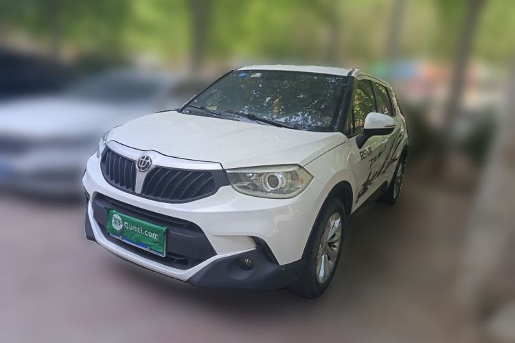 Used Brilliance V3 2015 1.5L Manual Base Version