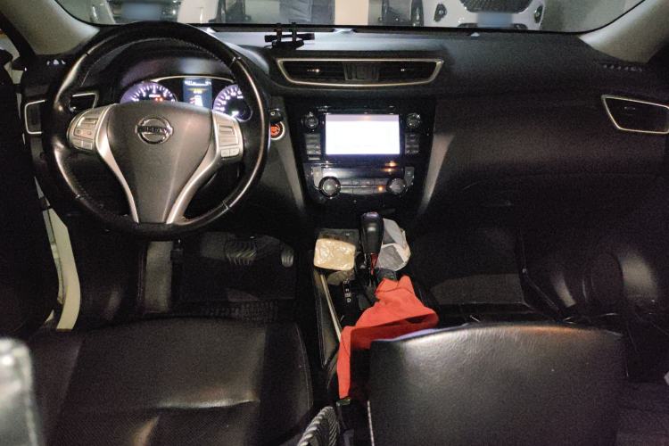 Used Nissan X-Trail 2014 2.0L CVT Smart Edition 2WD