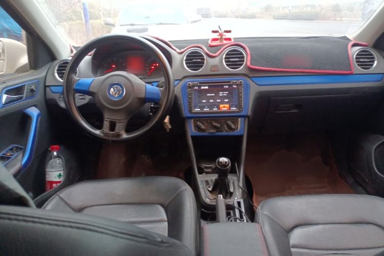 Used Volkswagen Jetta 2015 Zhihui Edition 1.4L Manual Comfort Model
