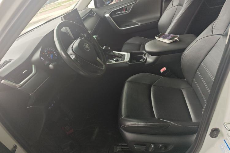 Used Toyota Wildlander 2021 Dual-Motor 2.5L E-CVT Four-Wheel Drive Luxury Edition Left Front Seat