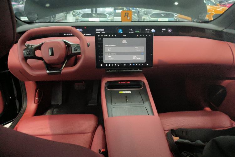 Used Avatr 12 2025 Updated Ultra All-Electric Four-Wheel Drive Center Console