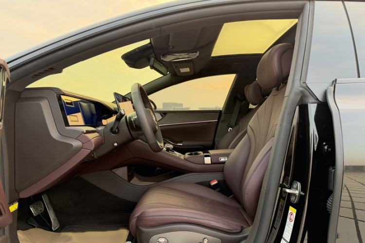 Used Denza Z9GT 2024 1100 Four-Wheel Drive Max Edition
