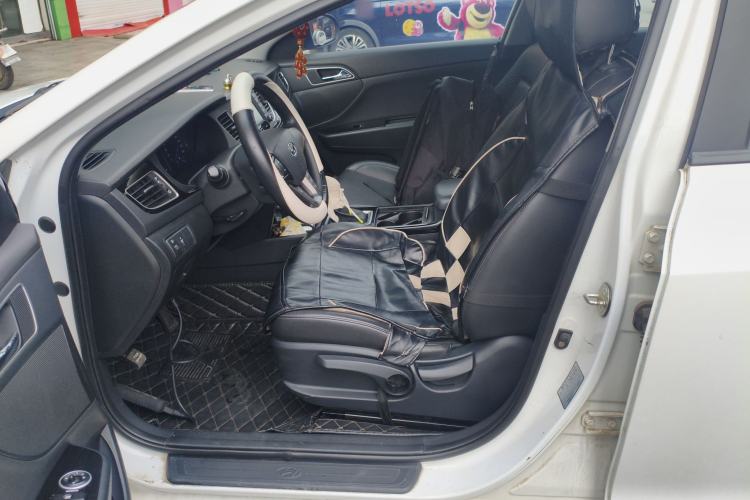 Used Hyundai Mistra 2016 1.8L Automatic Smart GLS Left Front Seat